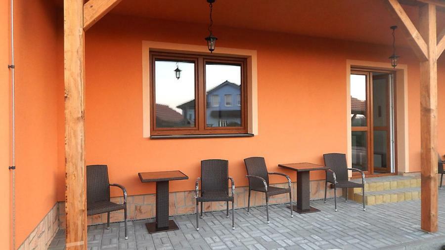 Apartmany Andrea Břeclav Exteriör bild